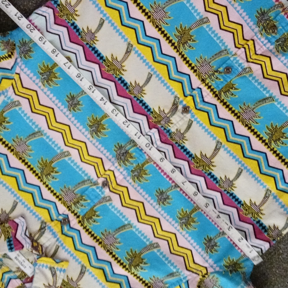 🌴Zipcode🌴 - Men's Multicolor Palm Tree S/S Button Down - Picture 10 of 11